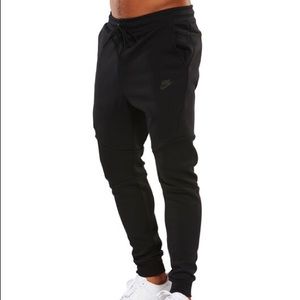 Nike Men’s Tech Fleece Joggers (S)